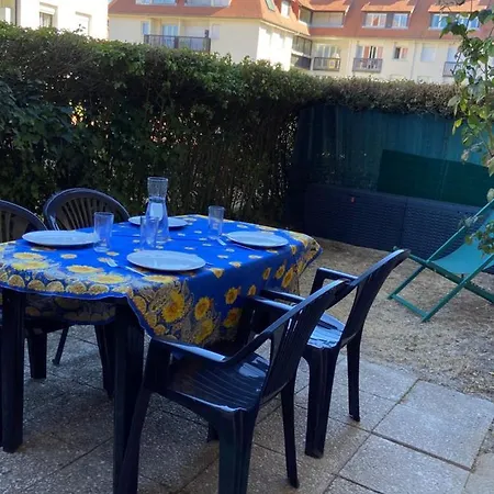 Ferienwohnung 2 Pieces Avec Jardin ! Villers-sur-Mer Exterior foto